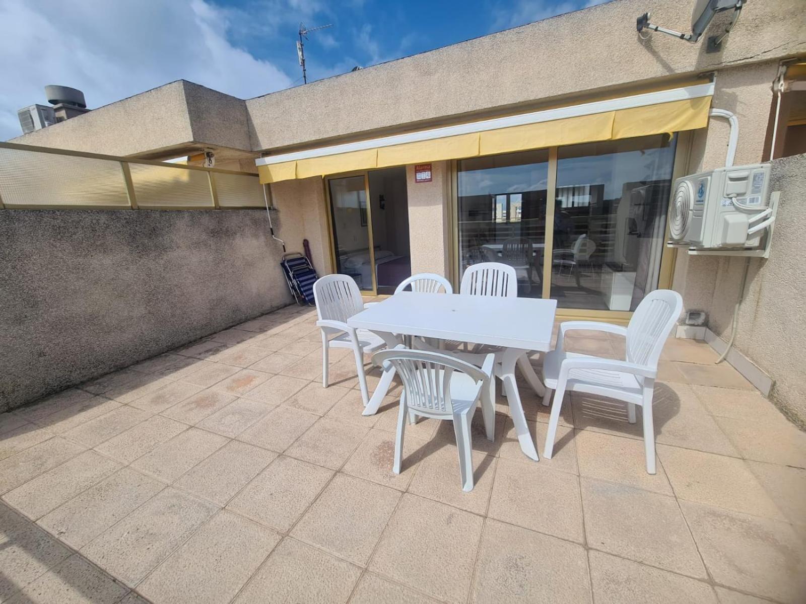 Apartments Novelty Salou Bilik gambar